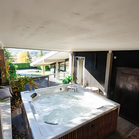 Quiet Luxury Faak Villa *