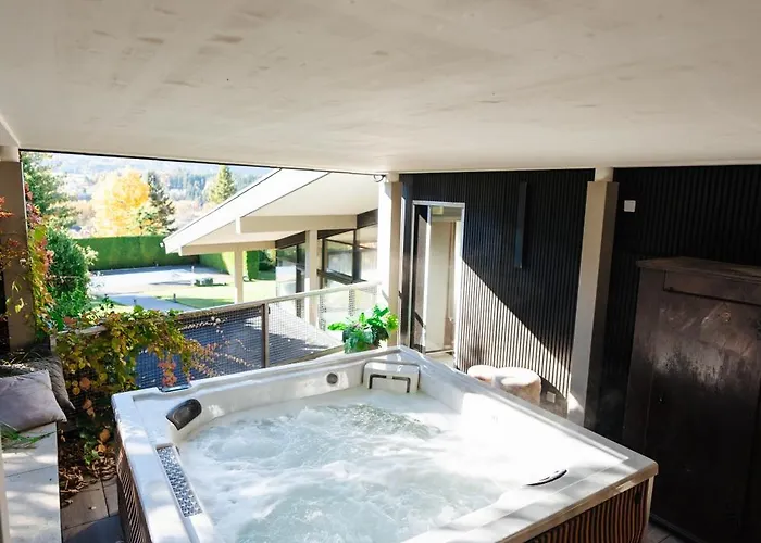 Quiet Luxury Faak Villa *